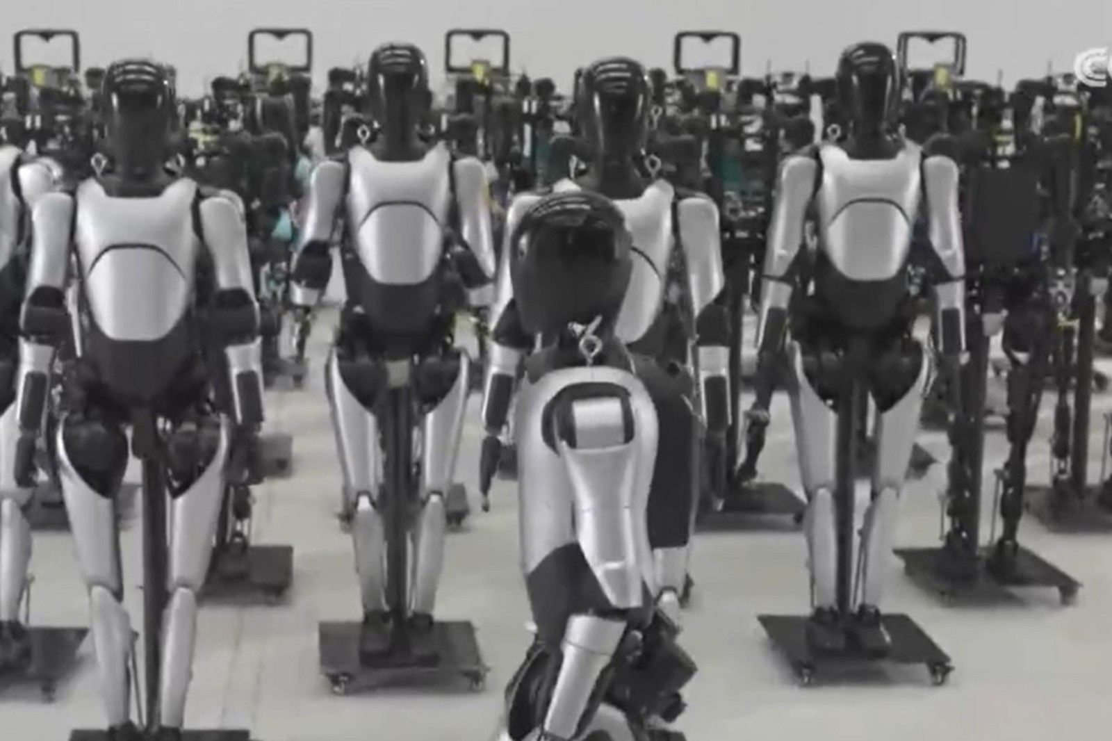 央视报道！揭秘1xbet机器人量产超级工厂